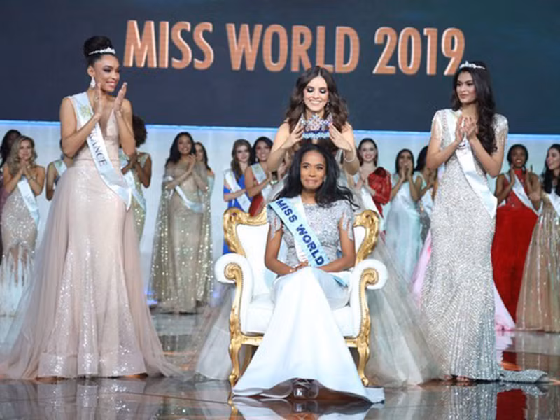  Hoa hậu Thế giới 2020 phải dời lịch vì COVID-19. Đây là lần đầu tiên cuộc thi phải hoãn tổ chức. Theo Missosology, cuộc thi sẽ tổ chức lại vào nửa cuối năm 2021. Ảnh: Vietnamnet