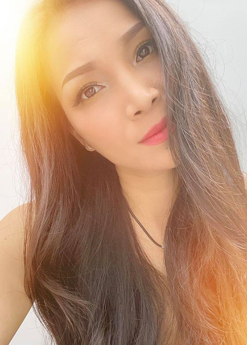 Đến khi nên duyên cùng ông bầu Thomas Tâm Nguyễn, Hồng Ngọc cùng anh chung tay tạo nên một công ty giải trí.