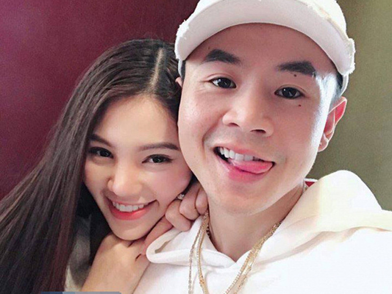 Binz từng vướng nghi vấn hẹn hò Hoa hậu Jolie Nguyễn vào năm 2018. Thế nhưng, hai người trong cuộc chọn cách giữ im lặng.