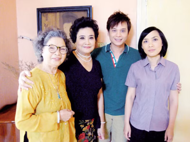 Sau thành công của vai diễn Nhu, nghệ sĩ Thanh Tú ít tham gia hoạt động nghệ thuật. Năm 2010 - 2011, bà trở lại trong hai dự án phim truyền hình: “Bà nội không ăn bánh pizza” và “Lời thú tội của Eva”. Ảnh: Gia đình xã hội