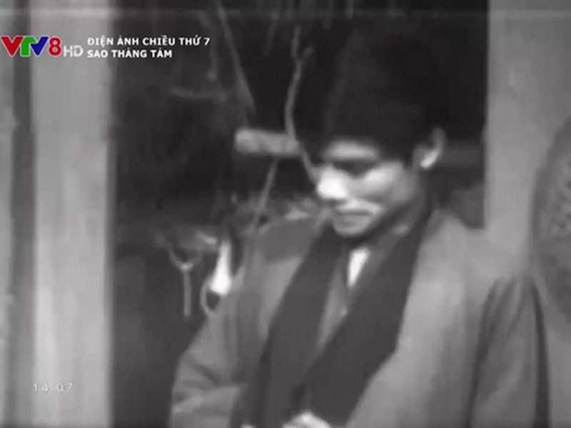 Nam diễn viên Dũng Nhi vốn học sư phạm, sau đó trở thành giáo viên dạy văn. Dù là diễn viên tay ngang nhưng ông vẫn đóng nhiều vai chính trong các phim nhựa từ năm 1973-1979. Ảnh: Gia đình xã hội