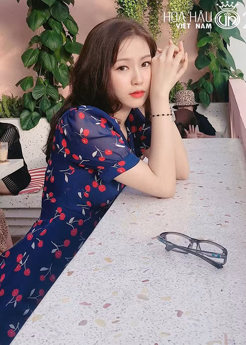 Minh Anh chia sẻ điều khiến cô tự tin nhất khi đến với Hoa hậu Việt Nam 2020 là khả năng làm gì cũng sẽ cố gắng làm hết mình.