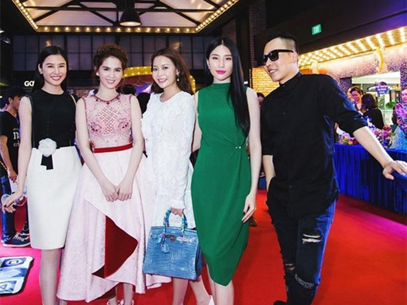 "Cuộc sống, tư cách và lòng tự trọng của em ấy bây giờ đâu còn ai tin nữa nên nếu vớt vát được thứ gì của người khác em ấy sẵn sàng lấy bằng mọi cách", Khắc Tiệp chia sẻ. Ảnh: Zing