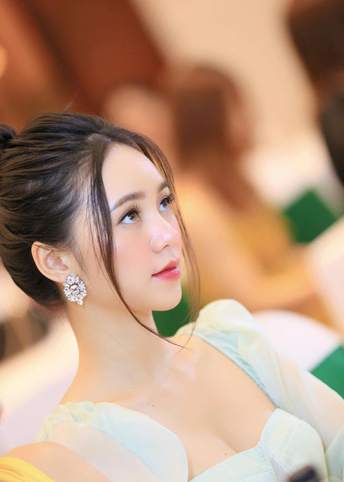 Trong top 5 đề cử, cô là diễn viên trẻ tuổi nhất.