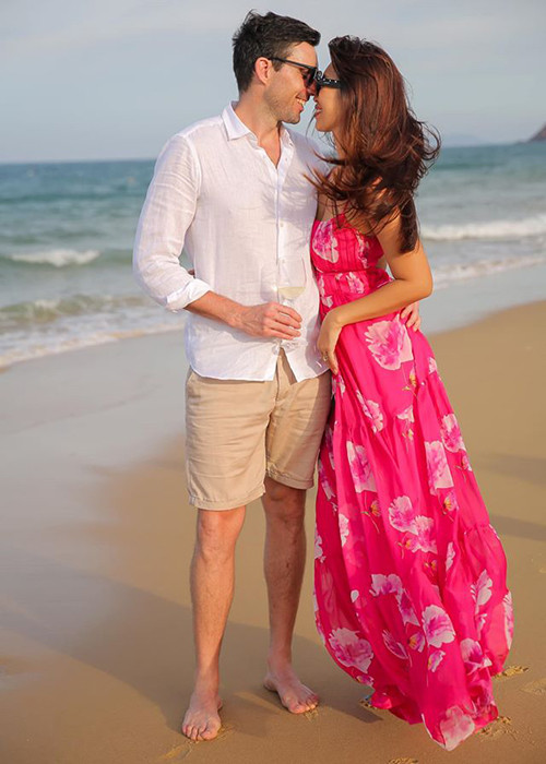 Ông xã của Hà Anh được biết đến là người chiều chuộng vợ con.