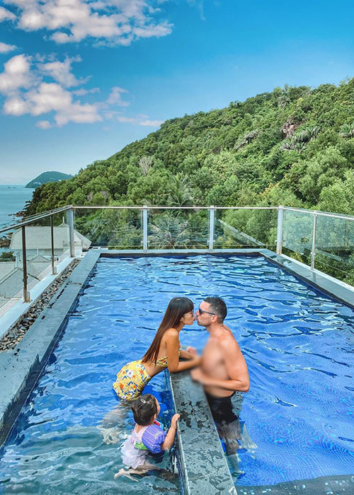 Tổ ấm hạnh phúc của siêu mẫu cá tính khiến nhiều người ghen tỵ.