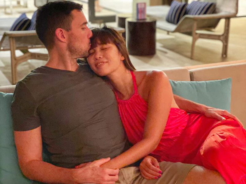 Hà Anh và ông xã giữ lửa hôn nhân bằng việc dành thời gian cho nhau thật nhiều, luôn nói với nhau những lời dịu dàng và đi du lịch.