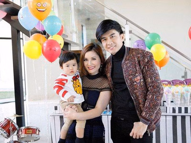 Bé Thiên Từ được ví là cậu ấm vì là con trai của nam ca sĩ nổi tiếng Đan Trường và doanh nhân Thủy Tiên.