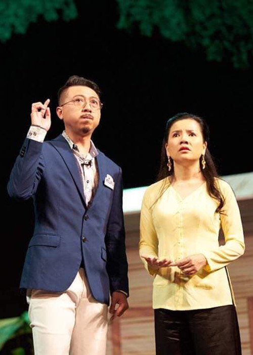 Trong showbiz Việt, diễn viên Ngọc Trinh cũng trùng tên với “nữ hoàng nội y”. Nữ nghệ sĩ đóng phim, diễn kịch, làm đạo diễn và gắn liền với hình ảnh sạch scandal.