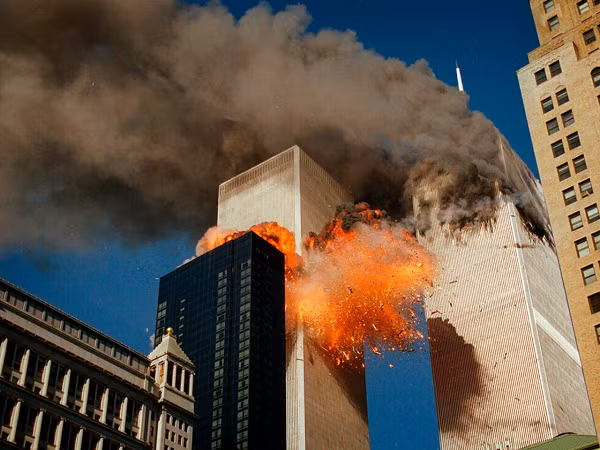 Trước đó cô đã đặt vé cùng gia đình bay đến Disneyland vào ngày 11/9. Sau giấc mơ đó, cô đã hủy vé bất chấp sự phản đối của chồng con. Một tuần sau, tất cả đều nhận ra cô đã cứu giống cả gia đình. Đáng ngạc nhiên là con số “2830” xuất hiện trong giấc mơ tương đồng với số người tử vong được báo cáo vào thời điểm đó. Phi công phụ của chuyến bay United Flight 175 đâm vào Tháp Nam của Trung tâm Thương mại Thế giới tên là Michael Horrocks.