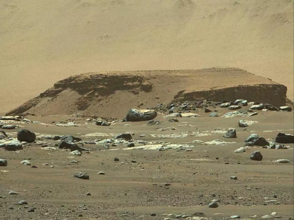 Đặc biệt, phát hiện này có ý nghĩa rộng lớn hơn trong việc tìm hiểu sự sống trên sao Hỏa. Theo các nhà khoa học, sau khi phân tích các mẫu đá trên sao Hỏa, kết quả đều chỉ ra thực tế rằng đá này đến từ dòng dung nham núi lửa.