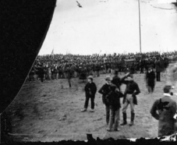 Basyago kể rằng, khi mới 10 tuổi, vào năm 1972, ông đã tham gia một sứ mệnh quay trở lại Gettysburg, nơi cựu Tổng thống Mỹ Lincoln đã có bài phát biểu lưu danh hậu thế – Diễn văn Gettyburg, vào năm 1863.