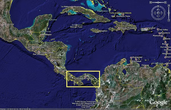 Khe hở này có thể bắt nguồn từ một đứt gãy có sẵn của mảng Cocos, hoặc mới được tạo thành trong quá trình nó bị bóp méo khi chui xuống lòng đất.