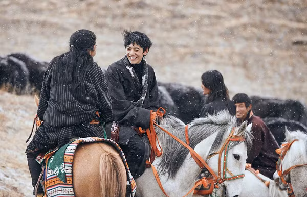 Những gene này cho phép người Tây Tạng có khả năng thích ứng với độ cao, thở tốt, sống khỏe với lượng oxy rất thấp trên cao nguyên Tây Tạng và là những gene độc nhất vô nhị, không cộng đồng Homo sapiens nào khác có được.