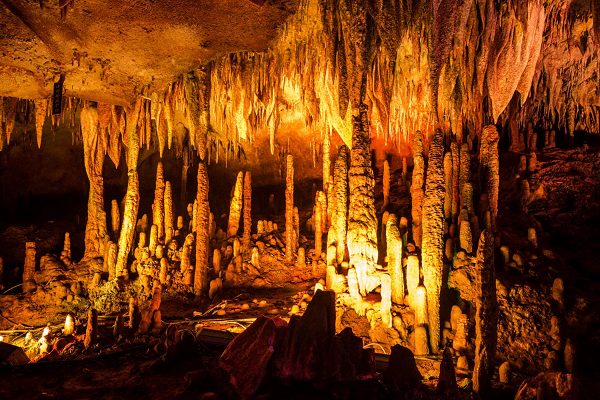 Dù sở hữu những công trình kỳ công được xây dựng suốt 1000 năm với trình độ tiên tiến khó tin nhưng người dân Liangzhu đã hứng chịu một đợt mưa gió kéo dài hàng thập kỷ - khoảng 4.354 năm trước đến 4.324 năm trước.