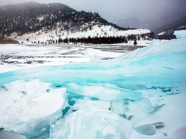 Đã hàng trăm nghìn năm rồi, băng vĩnh cửu tại Siberia vẫn lưu giữ những thứ cổ vật từ ngàn xưa – nói cách khác, ta có một cái tủ lạnh tự nhiên khổng lồ tại đó.
