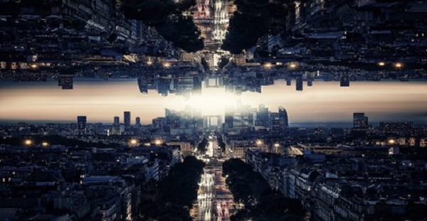 Những người ủng hộ lý thuyết này cho rằng các thông tin mà nhiều người cùng nhận thức được có thể là thông tin đúng và có thể tồn tại một số lỗ hổng về thời gian trong quá khứ nơi mà dữ liệu trong thế giới song song đã trao đổi với thế giới của chúng ta.