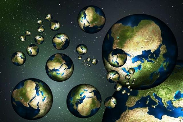 Hiệu ứng Mandela là một lý thuyết về thế giới song song dựa trên sự thật rằng có một nhóm rất nhiều người có cùng ký ức về các sự kiện trong quá khứ mặc dù những sự kiện đó chưa bao giờ xảy ra.