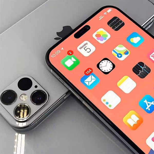 Ming-Chi Kuo nhận định rằng iPhone 15 có thể có một ống kính tiềm vọng mà khả năng zoom quang học được nâng lên một cách đáng kể.
