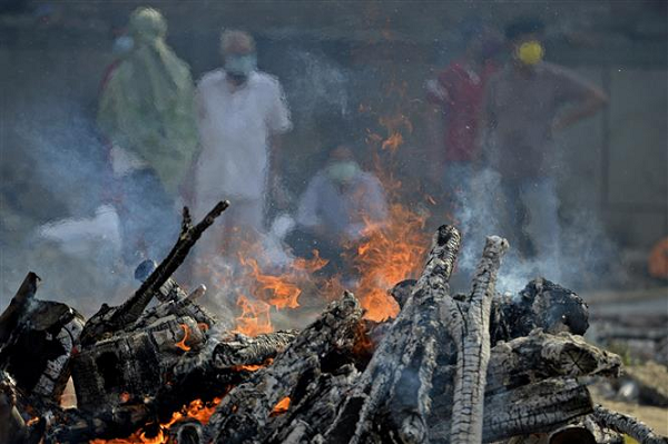 Thần đồng tiên tri Abhigya Anand cho rằng trong vòng 6 tháng tới, thế giới sẽ phải hứng chịu “cú đúp” từ dịch bệnh và nền kinh tế, khoảng thời gian nghiêm trọng nhất sẽ là tháng 3 và tháng 4/2022.