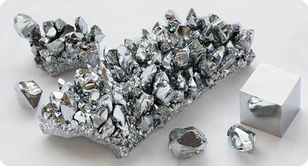 Sau khi vonfarm xuất hiện, ngay lập tức nó đã thay thế sợi than, sợi osimi và sợi tantail, khiến hàng tỉ bóng đèn điện đã được sản xuất hàng năm, đó cũng là lý do kim loại quý này được mệnh danh là “sứ giả của ánh sáng”.