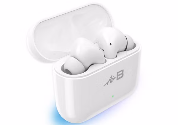 Sau đó, ông còn "bắt lỗi" hàng loạt reviewer và chỉ ra những sai sót của họ trong quá trình đánh giá sản phẩm. "Quả nhiên mọi sự thật, góc khuất của giới "reviewer" đã phơi bày rõ ràng hơn bao giờ hết. Các bạn có thể dễ dàng nhận thấy qua sự kiện ra mắt tai nghe True wireless AirB của Bkav vừa qua...