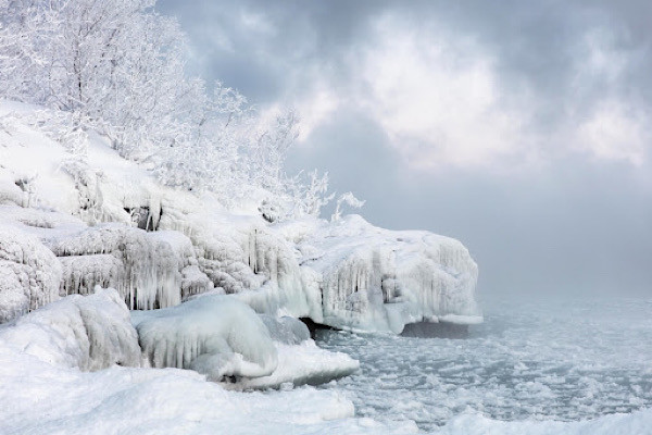 Theo NASA, “lỗ hổng” này thậm chí còn có thể gây ảnh hưởng tiêu cực đến hoạt động của vệ tinh và các tàu vũ trụ hoạt động quanh quỹ đạo Trái đất.