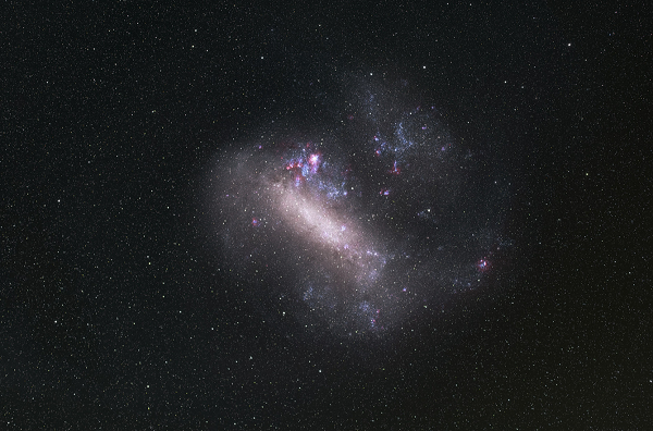 Ví dụ, hydro sẽ tương tác với các siêu tân tinh, tức các ngôi sao cạn nhiên liệu và phát nổ vào "cuối đời", để lại những chiếc lỗ nhỏ giữa vùng khí.