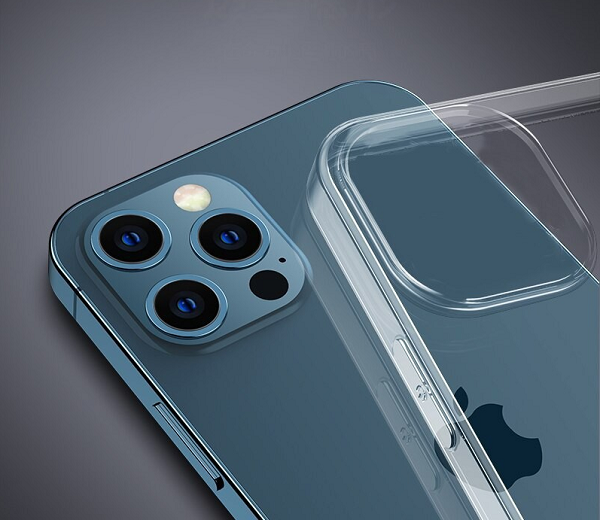 Ở phía trước, máy không còn tai thỏ mà chuyển sang dạng đục lỗ với camera nhỏ tích hợp FaceID. iPhone 14 dùng chip xử lý A16 Bionic sản xuất trên tiến trình 4 nm. Bên cạnh đó, phiên bản iPhone 14 Pro còn có thể được nâng cấp bộ nhớ trong lên 2 TB.