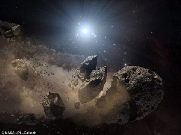 Sau 6 năm du hành trong vũ trụ, khoang chứa mẫu vật của Hayabusa2 đáp xuống sa mạc Australia, mang theo các mẫu vật bao gồm bụi và các hợp chất nguyên sinh bên dưới lớp bề mặt của thiên thạch Ryugu.