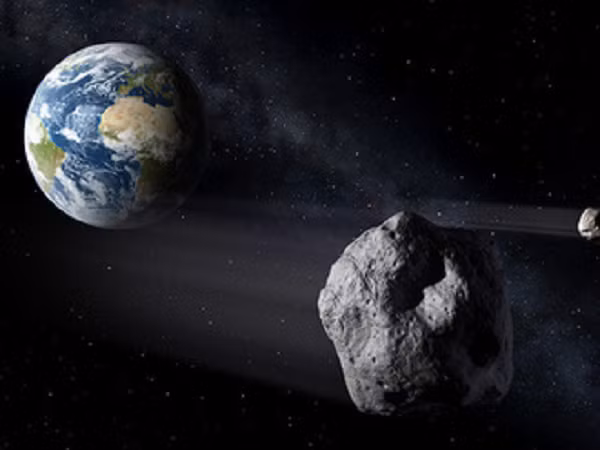 Vì Ryugu là một tiểu hành tinh cổ đại, có từ buổi sơ khai của hệ Mặt Trời. Ryugu lấy tên từ Cung Điện Rồng, một thủy cung trong truyện dân gian Nhật Bản.