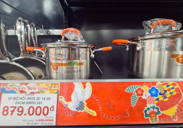 Nhiều sản phẩm xoong, nồi giảm giá từ 20-30%/sản phẩm.