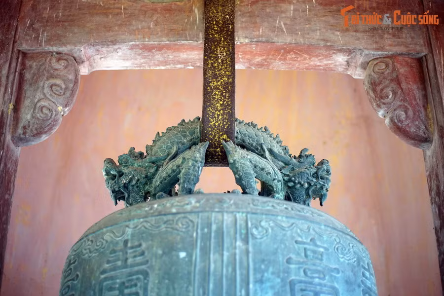 Ít ai biết rằng linh vật này “là rồng nhưng không hẳn là rồng” và ý nghĩa đặc biệt của việc tạo hình chúng trên các quả chuông.