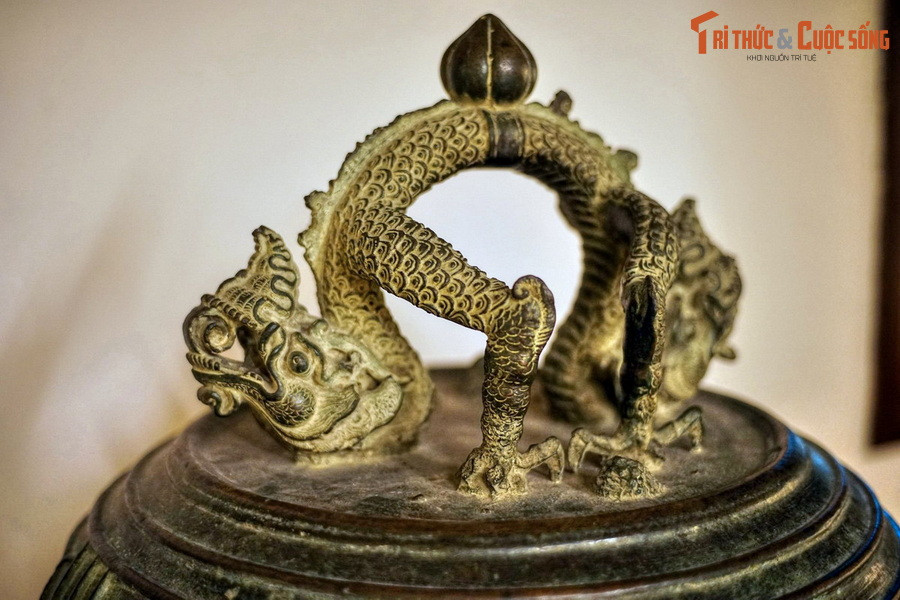 Theo dòng chảy của thời gian, đến thời hiện đại, ý nghĩa của hình tượng bồ lao không còn được đại chúng biết đến, nhưng tục đúc quai chuông hình bồ lao vẫn được duy trì như một nét văn hóa đẹp cho đến nay...