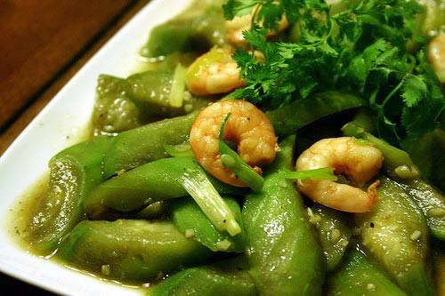 Hay mướp xào tôm.