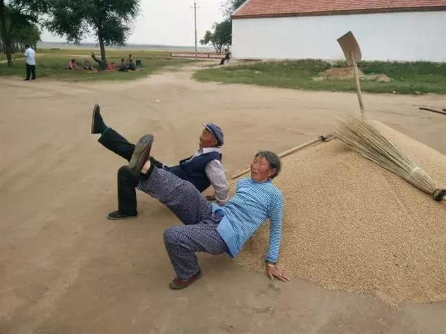 Bà Trương Ứng Hoa, 75 tuổi, cho biết, dân làng ở đây tập 2 tiếng buổi sáng và 2 tiếng buổi chiều. Phong trào lên rất cao, cũng duy trì được liên tục nên nơi đây còn gọi là làng yoga của Trung Quốc.