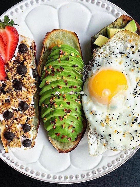 Theo Lily, chỉ cần lượng calo nạp vào ít hơn lượng calo được đào thải trong quá trình tập luyện là được.