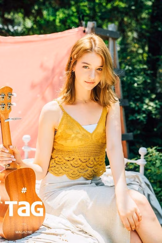 Bữa tối, Angelina Danilova chỉ duy trì ăn nhẹ với một số đồ ăn không béo và giàu vitamin như cà chua, rau xà lách, các món salad, món trộn từ nhiều loại hoa quả.