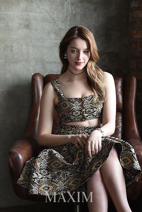 Chính vì vậy, dù các nhãn hàng có yêu cầu phải diện trang phục nào, phong cách ra sao cũng không làm khó được Angelina Danilovam.