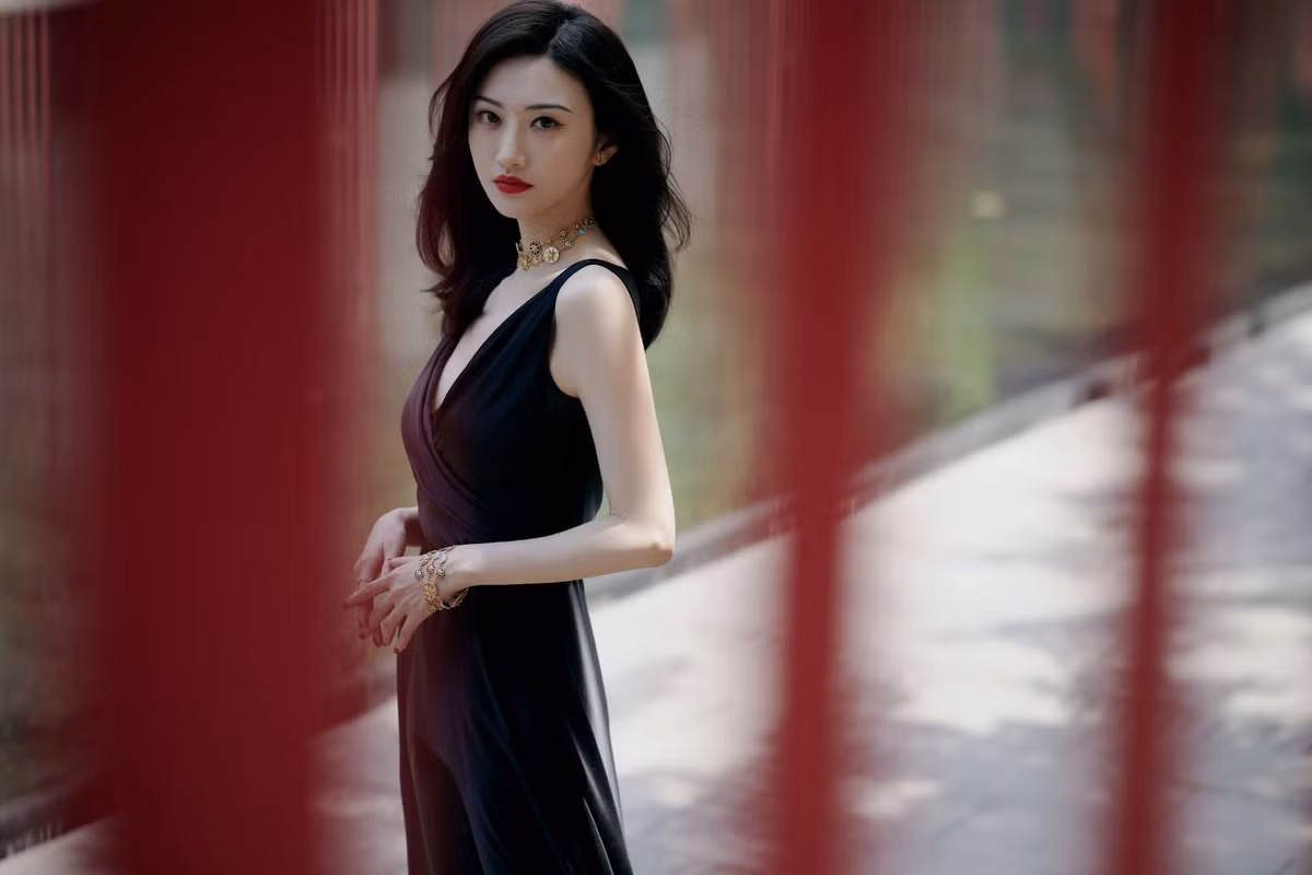 Cảnh Điềm cũng nhắn nhủ các cô gái, giảm cân không khó như bạn nghĩ, chỉ cần bạn tìm được phương pháp phù hợp với bản thân là có thể giảm cân dễ dàng.