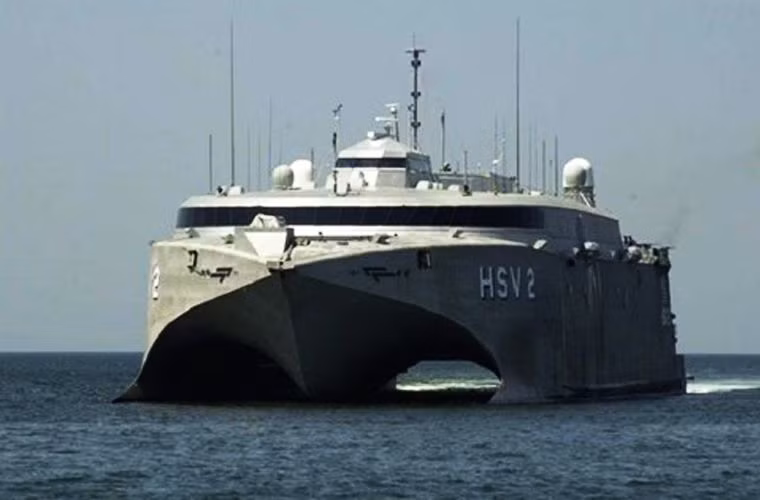 Hải quân Mỹ đã trang bị chiếc tàu này cho Bộ tư lệnh hải vận chiến lược trong giai đoạn 2003-2013 để thử nghiệm chống lại các nguy cơ bị trúng mìn đáy nước và thủy lôi từ công ty Sealift Inc.