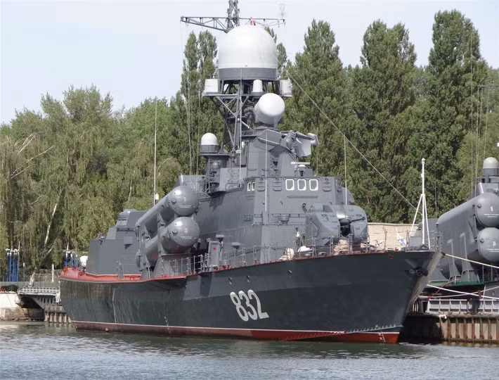 Theo báo Al-Ahram, Ai Cập đã biên chế tàu tên lửa P-32/Ahmad Fadel vào đầu tháng 8/2016. Con tàu được cung cấp bởi Nga sẽ hỗ trợ nước này trong nỗ lực chống khủng bố.