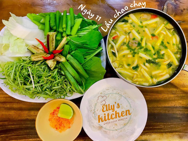 Sau thời gian dài ăn chay, Elly Trần vui vẻ khi nhận thấy cơ thể ngày càng nhẹ nhàng. Ngoài tâm niệm ăn chay để thực hiện lời hứa, hotmom cho biết ăn chay còn như một cách detox cơ thể.