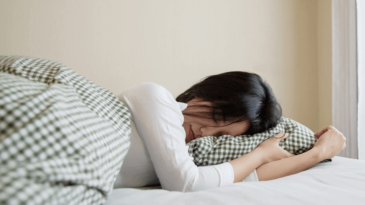 Làm như vậy trong thời gian dài, tay chân dễ tê nhức. Đồng thời làm tăng áp lực trong ổ bụng, dẫn đến trào ngược thực quản, ảnh hưởng đến chức năng tiêu hóa.