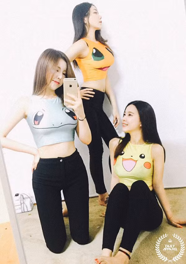 Thực tế, items Lê Bống chọn diện không hề mới. Nó từng là món đồ hot của chị em xứ Kim Chi từ những năm 2015.