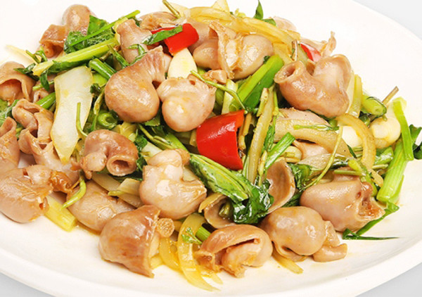 Bộ phận cực độc ở cá - Ruột. Ruột là bộ phận bẩn nhất của con cá bởi chúng sống dưới nước, dễ bị nhiễm các loại độc tố, kí sinh trùng như trứng sán, trứng giun và giun xoắn.