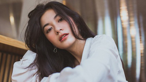 Trang Sohu thông tin, so với người có thân hình đồ sộ, phụ nữ nhỏ nhắn có thể khỏe mạnh và sống thọ hơn. Điều này đặc biệt đúng khi chị em bước sang tuổi 40 – thời điểm quá trình trao đổi chất cơ thể suy giảm rõ rệt. Phụ nữ cũng đối mặt với thời kỳ mãn kinh, nội tiết tố có khả năng rối loạn khiến một số bộ phận trở nên lớn hơn. Vì vậy, chuyên gia sức khỏe cho rằng phụ nữ có 3 bộ phận trên cơ thể càng nhỏ càng sống khỏe.