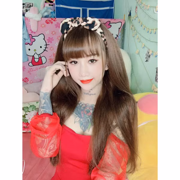 Bản thân Thiên Hương không ít lần nghe những lời đàm tiếu kiểu như “nhìn mặt đẹp gái mà xăm trổ như giang hồ”.