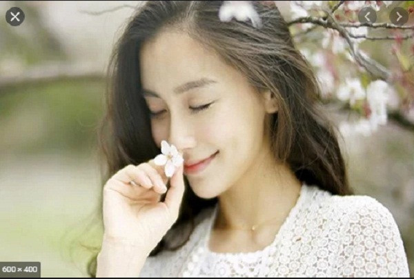 Mặt khác, đàn ông trung niên cũng có những lo lắng, toan tính trong lòng. Kiểu phụ nữ ân cần sẽ giúp họ sắp xếp lại những ngổn ngang, cân bằng trong cuộc sống.