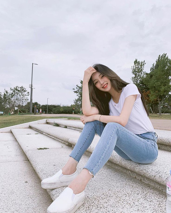 Một nguyên nhân quan trọng khác quyết định vùng sạm đen trên hông phụ nữ chính là nội tiết tố. Màu đen sạm hoàn toàn không liên quan đến tần suất chăn gối như mọi người nhầm tưởng.